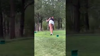 How’s my pre-shot routine? ⛳️🏌️‍♀️ #golf #caddieissues