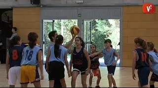 Viladecans mostra el joc de 300 promeses del bàsquet