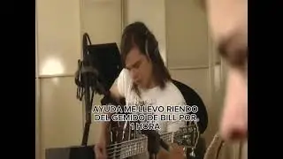 AHHAHA LO AMO PERO COMO SE ESCUCHO😭