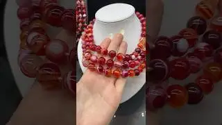 Трёхрядное колье женские из натуральных камней красный агат. 