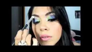 Maquiagem Colorida com Sombras 3D por Kelly Souza