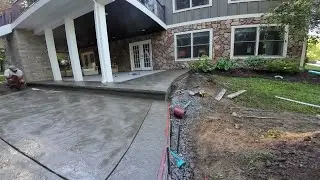 A New Finish: Cantilevered Edge with Broken Stone!