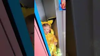 Пикачу удивил Уэнсдей Аддамс! 