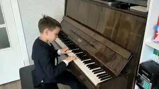 К. Черни - "Этюд". Исп. Соловьёв Григорий (1 класс)