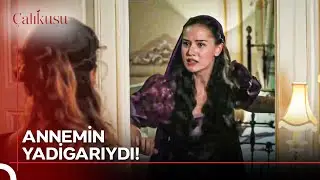 Necmiye, Annemin Elbisesini Parçaladı😭 | Çalıkuşu