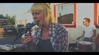 Francis - Follow Me Home (Live at Bergstenska Parking Lot)
