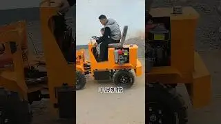 The child drives the loader. #Loader #SmallLoader #Forklift #Tractor#jcb