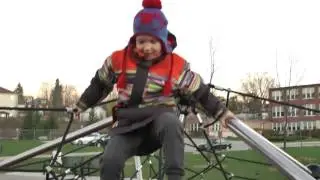 Канада. Играем в парке