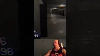 Побег от криповой куклы😵 