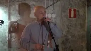 Александр Городницкий на открытии 35 Береговой батареи