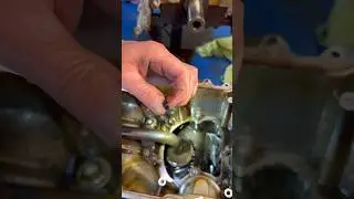 The 2015 GM L83 engine noise. What is the problem? Oil sludge causes so many issues 