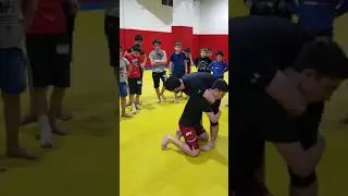 Удушающий прем ГИЛЬОТИНА
