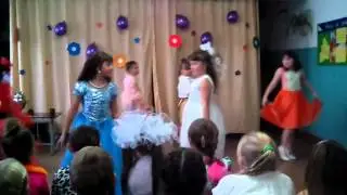 Танец на праздник осени