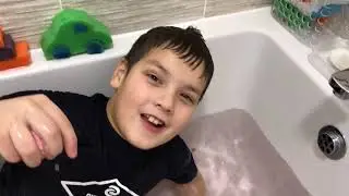Trying out a bath bomb