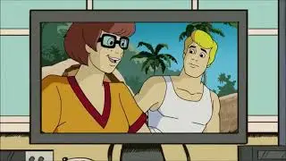 Lincoln and Lana watch WNSD - She Sees Sea Monsters by the Sea Shore