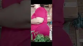 Bunda sem0k lagi masak tumis kangkung 