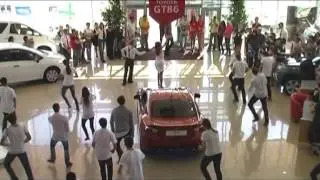 Флешмоб в Тойота Центр Астрахань!