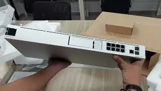 ¡El UDM UniFi en tus manos! Unboxing y primeras impresiones 🚀