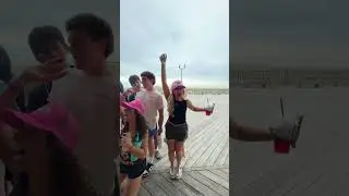 #jerseyshore #behindthescene #punchingmachine