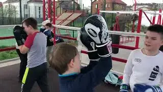 Тренування з боксу в Крюківщині