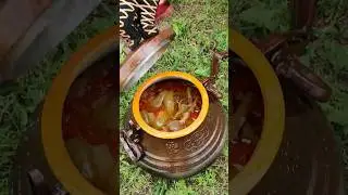 Шурпа в афганском казане на костре.