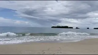 Peaceful Relaxing Warm Caribbean Waves At Beautiful Serene Red Frog Beach Resort