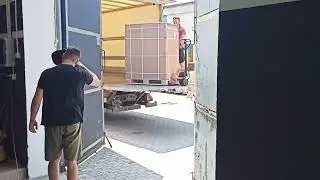 Reaktor Maszyna do Piany PUR. Dystrybucja Pian PUR i Szkolenia z Ocieplania Pianką PUR.