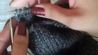Knitting the heel of a boomerang sock