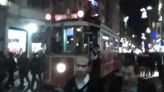 beyoglu_is_alive_at_night_tram_gokhanorucoglu_blog.mp4