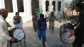 Pakistani Boys Dhol Dance || Excellent Dhol Dance 2020