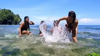 BFF'S PLAYFUL DAY