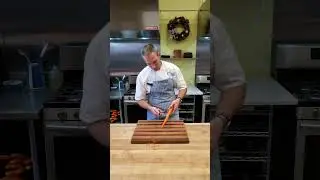 Peeling carrots is easy, here's a few tips anyways. #sweetandsavoryclassroom #cooking #winatcooking