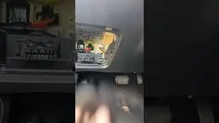 2011-2013 Kia Sorento blinking lights flashers problems. 