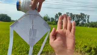 Thả diều giấy mini cỡ bàn tay tự làm | Kite Flying with a DIY Mini Kite