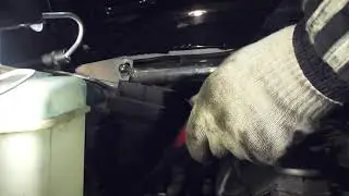 Замена масла в BMW , свечей NGK промывка
