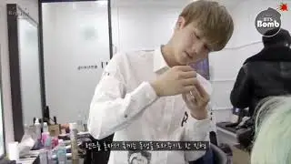 BTS (стеб озвучка)Джин пытается одеть Юнги линзы . ЮнДжины?