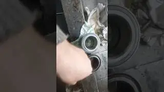 Ступичный подшипник Газель Некст 4.6 и 3.5 ПОТЁК САЛЬНИК ЗАДНЕЙ СТУПИЦЫ ЧТО МЕНЯТЬ ?