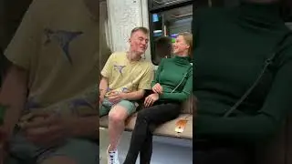 ЦЕЛУЮ НЕЗНАКОМКУ В МЕТРО😍 