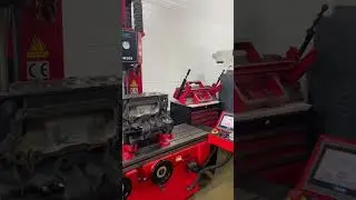 Расточка блока цилиндров на станке SJMC BM200