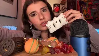 [ASMR] HALLOWEEN DESSERT MUKBANG 🎃👻🍪🍫