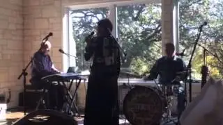 TerryLynn sings What a Wonderful World
