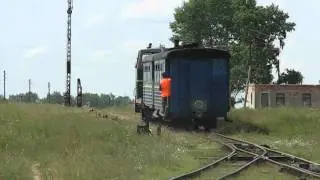 ТУ7-0767 со спецпоездом маневрирует на ст. Заречное 10.07.2012