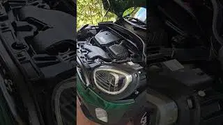 Bahagian depan kereta EV
