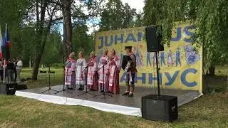 Песня на коми-зырянском языке.