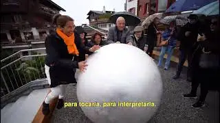 L'amie de mon amie, œuvre de Katja Schenker, BIENALSUR Crans-Montana, 2021