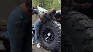 New Tubular Fender Flares For A New Gladiator!  