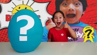 Ryan Toys Review GIANT SURPRISE EGG Unboxing | RYAN'S WORLD meets LUCAS' WORLD