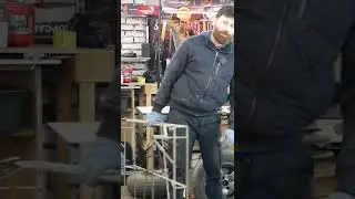Электромобиль на шуруповертах 