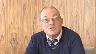 Longman Dictionaries - Professor John Wells presents  The Longman Pronunciation Coach CD-ROM.flv