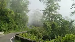 Uttarakhand junglon ki video mein jo jismein badal dikh rahe hain Nainital Ki video jismein Badal di
